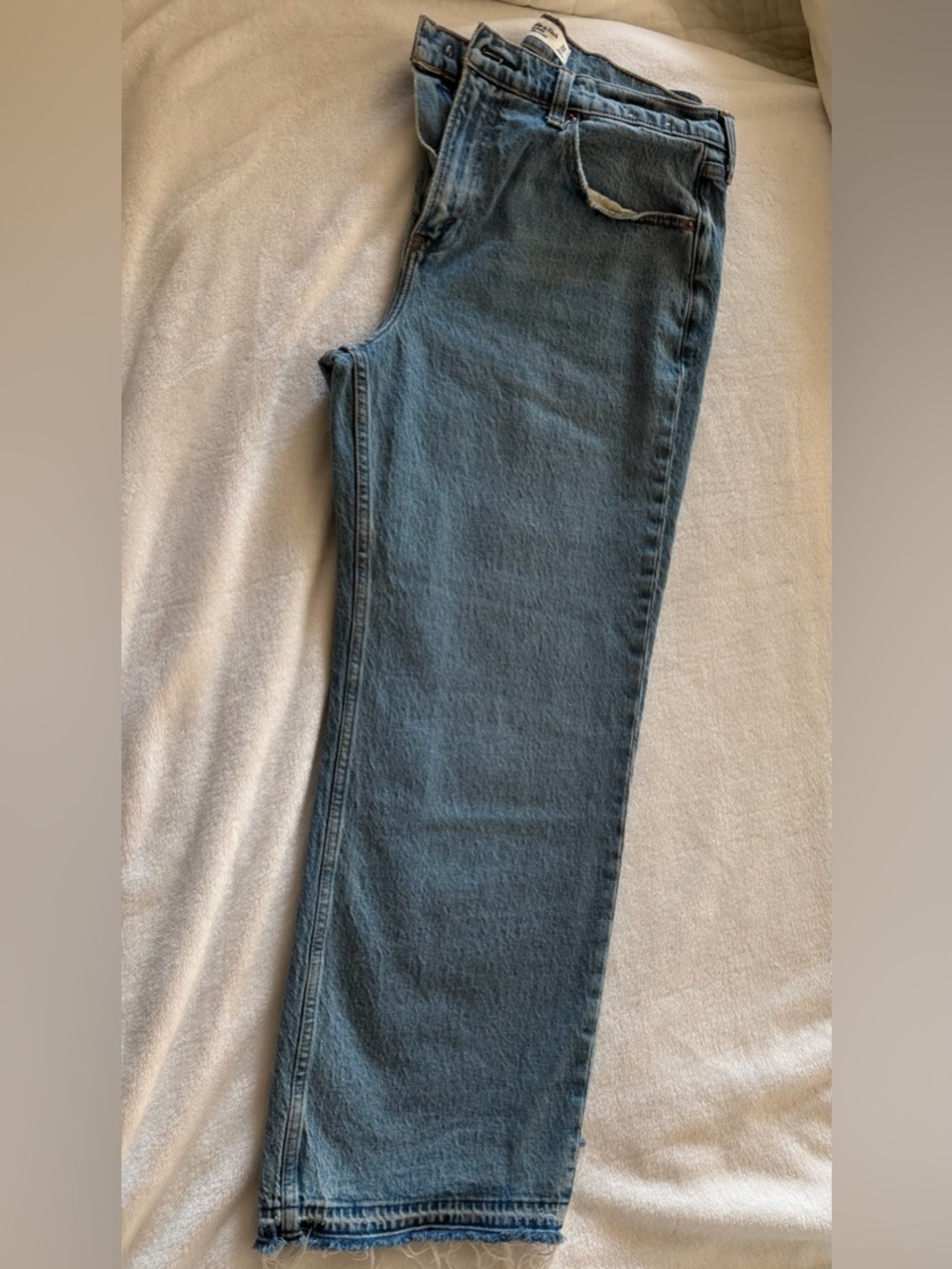 Abercrombie & Fitch Light Blue High-Rise Relaxed Jeans